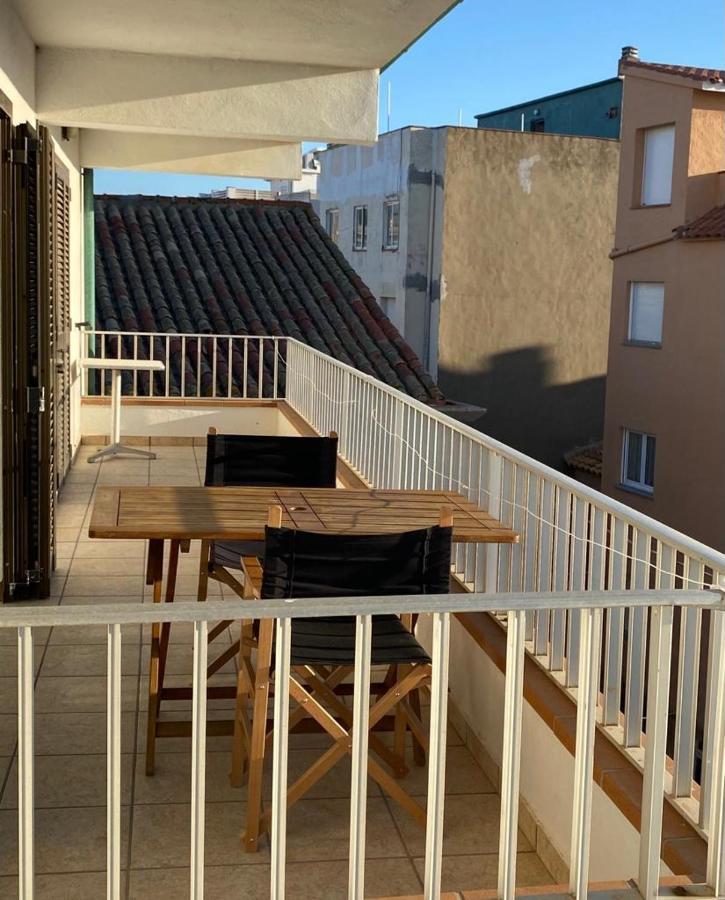 Appartement Port De'N Perris à L' Escala Extérieur photo
