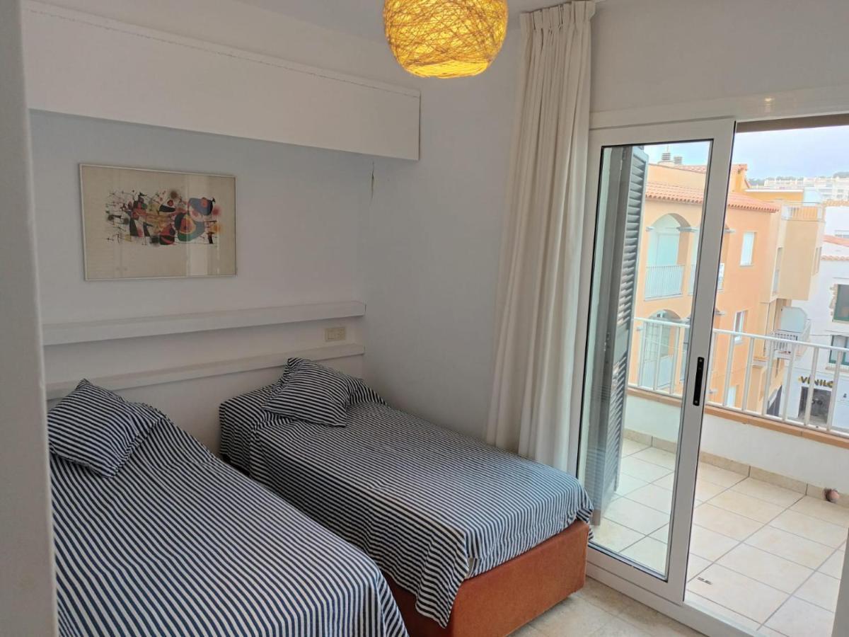 Appartement Port De'N Perris à L' Escala Extérieur photo