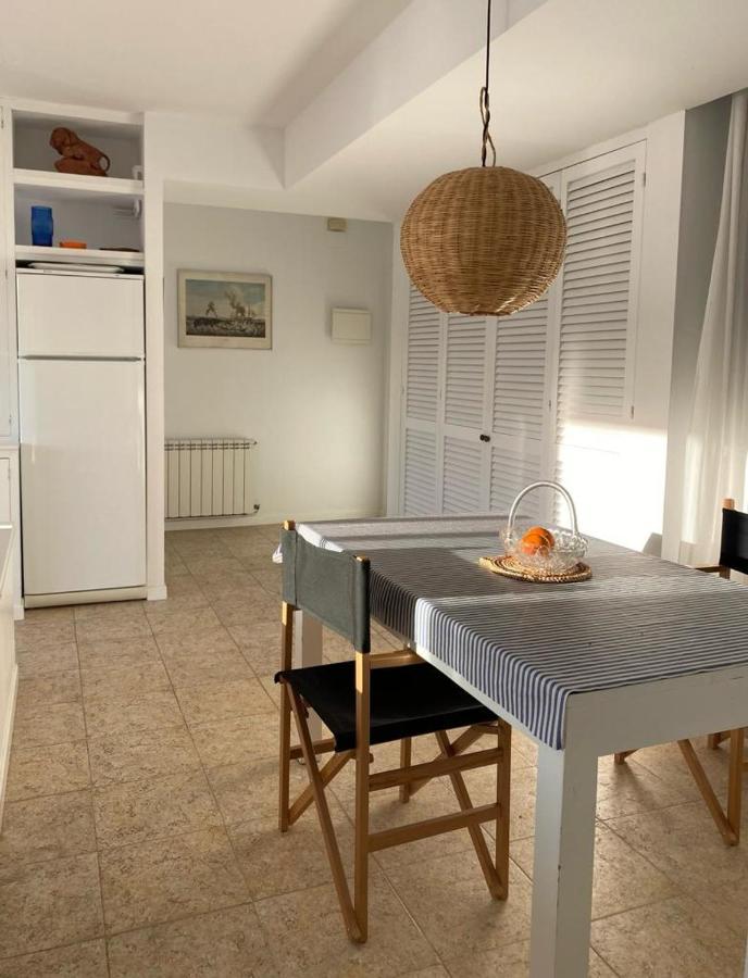 Appartement Port De'N Perris à L' Escala Extérieur photo